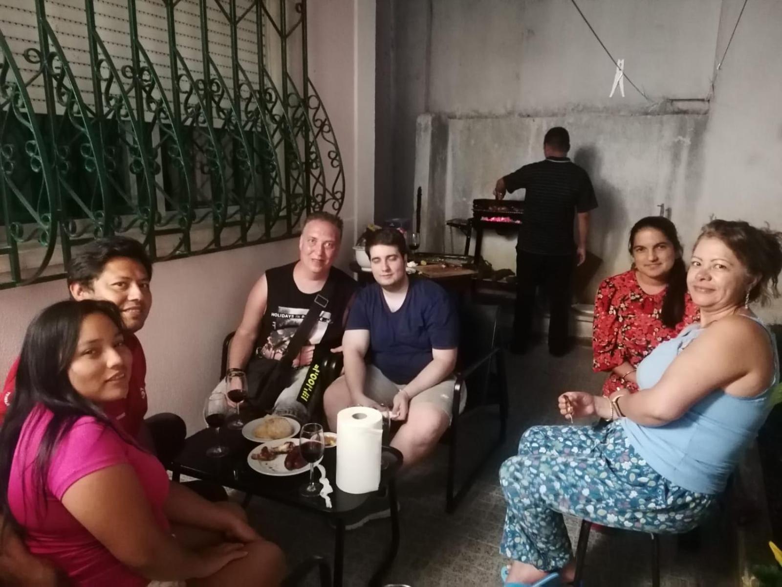 Lisabonna Guest House Amadora Bagian luar foto